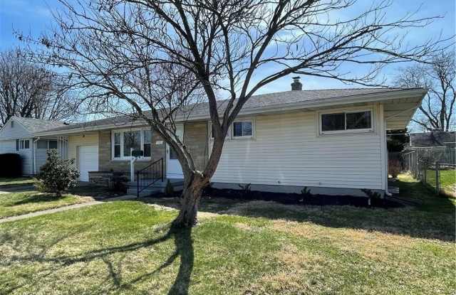 572 Van Tress Drive photos photos