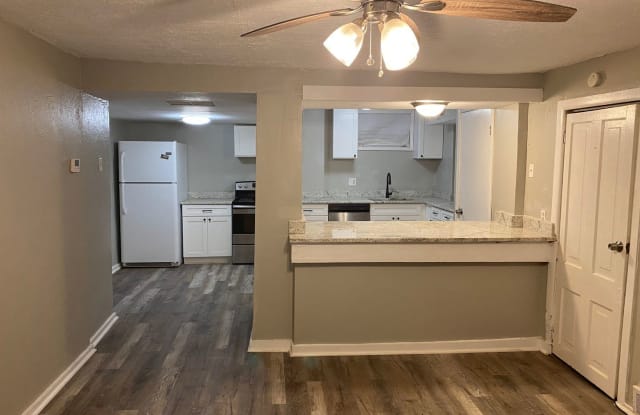 901 Smithton - 901 Smithton Avenue, Pittsburgh, PA 15212
