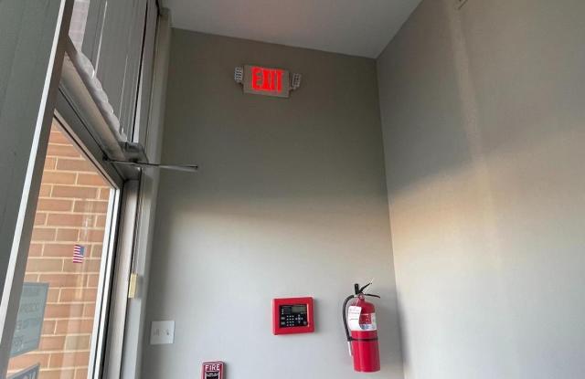 4600 EDGMONT Avenue unit: 2 photos photos
