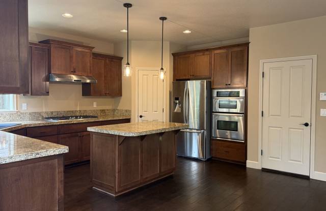 Quiet and Conveniently Located-This Beautiful Bull Mountain Retreat is a Must See! Gallery 3