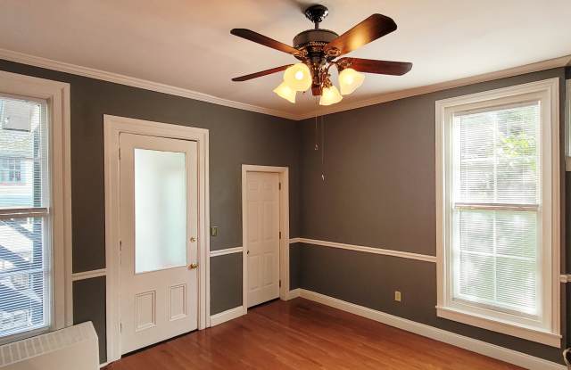 463 W Church St photos photos
