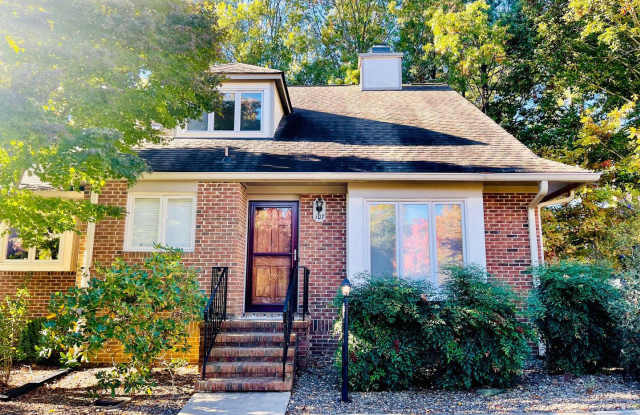 A Beautiful Updated End Unit Townhouse in Coventry, with 2 bedrooms on the first floor. Right next to Carol Woods! photos photos