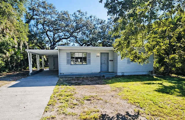 ZERO APPLICATION FEE!!! Cozy 3-Bedroom Retreat Just Minutes from Downtown St. Pete - 2332 Grove Street South, St. Petersburg, FL 33705