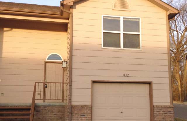 Quality Home Management - 1132 Country Club Lane, Junction City, KS 66441
