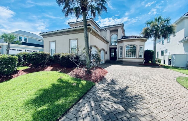 1112 Bluffton Ct Gallery 1
