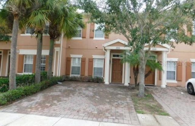 2426 CARAVELLE CIRCLE - 2426 Caravelle Cir, Kissimmee, FL 34746