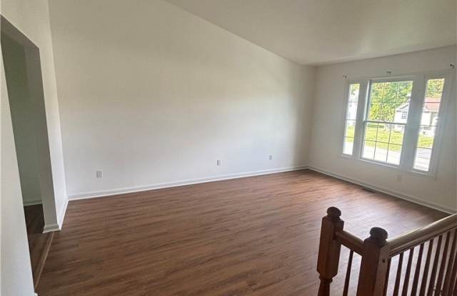 9599 Clarecastle Path Place Gallery 3