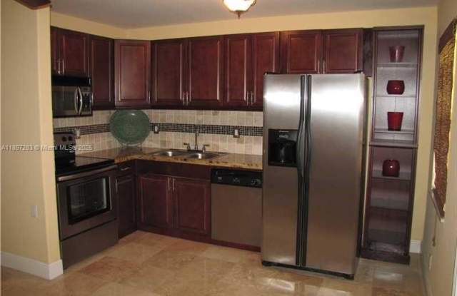 5174 NE 6th Ave photos photos