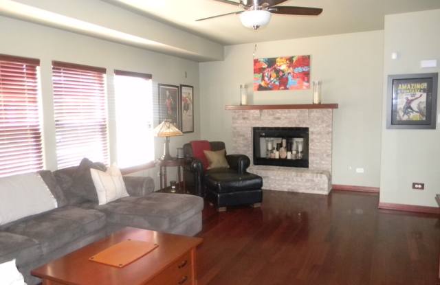 4310 Bluegrass Lane Gallery 4