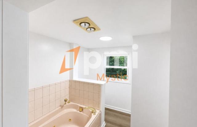 106 Deerfield Ridge Dr Gallery 4
