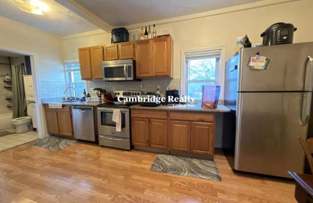 1105 Cambridge St. photos photos