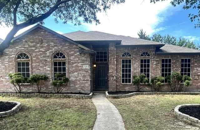 1538 Rustic Trail Gallery 1