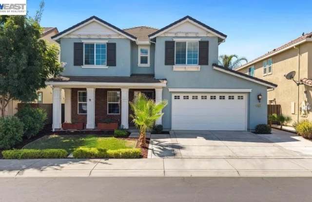 5086 WESTPORT CIR Gallery 1