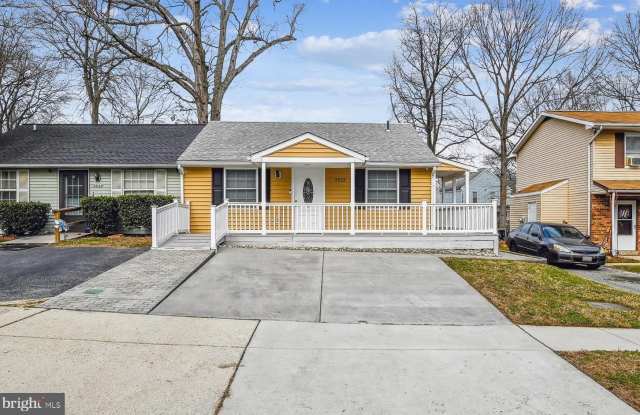 3512 OLD CROWN Drive Gallery 1