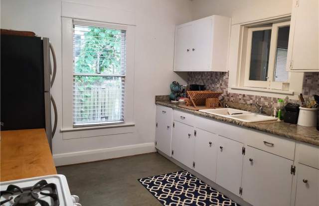 2803 W MARLIN AVENUE Gallery 4