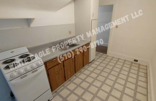 1618 Roselyn Street photos photos