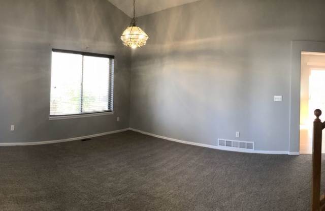 13492 Monroe South Gallery 3