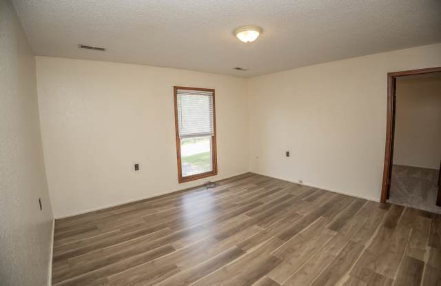 115 Traci Drive - 11 Gallery 2