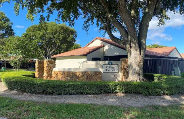4841 SW 152nd Ct - 4841 Southwest 152nd Court, Kendall West, FL 33185