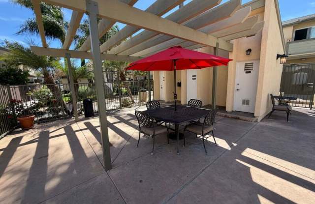 5402 Balboa Arms Gallery 2