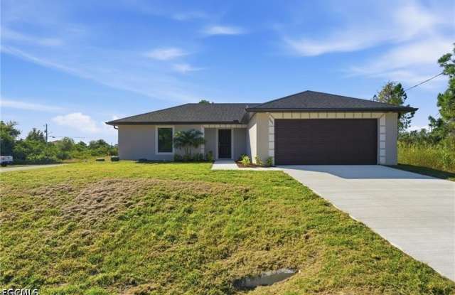 2601 48th Street W photos photos