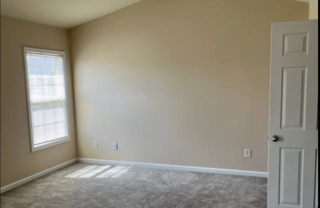 5811 Lindley Crescent Drive Gallery 4