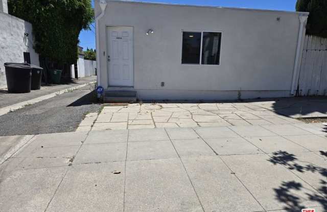 300 S La Peer Dr photos photos