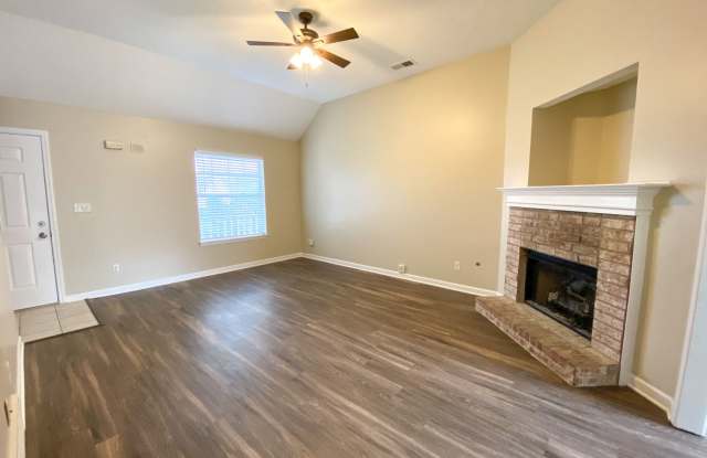 3 bed, 3 bath home in Arlington Gallery 4