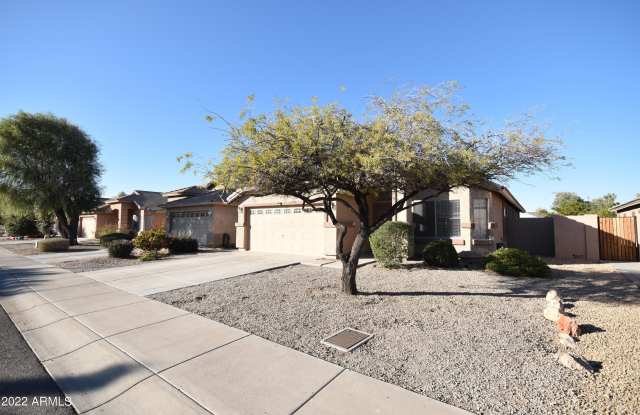 6752 W NORTHVIEW Avenue - 6752 West Northview Avenue, Glendale, AZ 85303