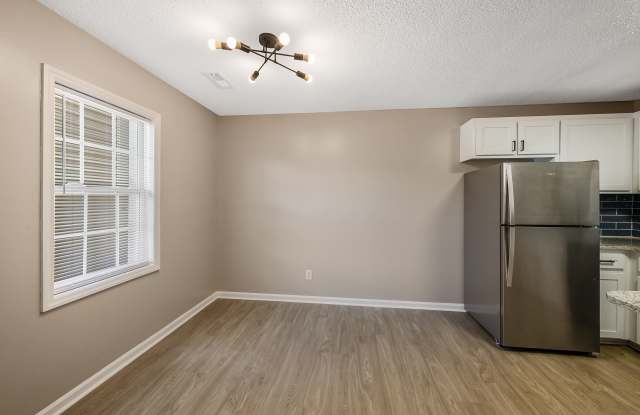 Spring Lakes Apartments Gallery 4