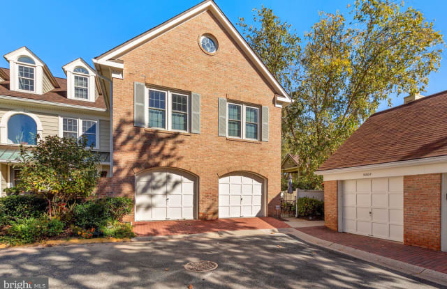 5801 W LINDEN SQUARE COURT - 5801 Linden Square Ct, North Bethesda, MD 20852