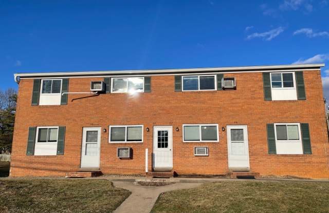 74 Pleasant Hill Rd - 74 Pleasant Hill Road, Harrisonburg, VA 22801
