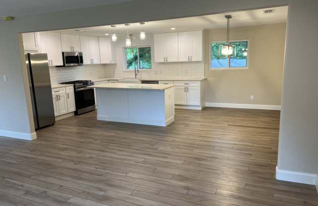 134 Alanna Dr - 134 Alanna Drive, Lake Hamilton, AR 71913 134 Alanna Dr - 134 Alanna Drive, Lake Hamilton, AR 71913