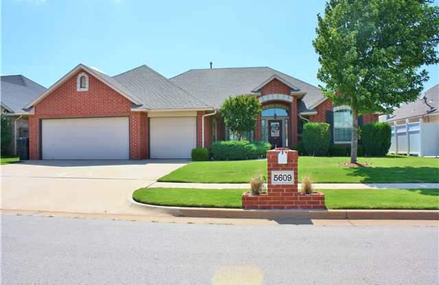 5609 Bent Creek Drive photos photos