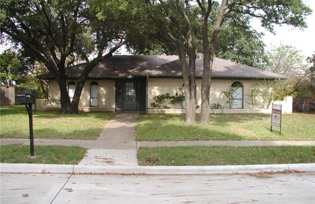 2805 Meadowbrook Drive - 2805 Meadowbrook Drive, Plano, TX 75075