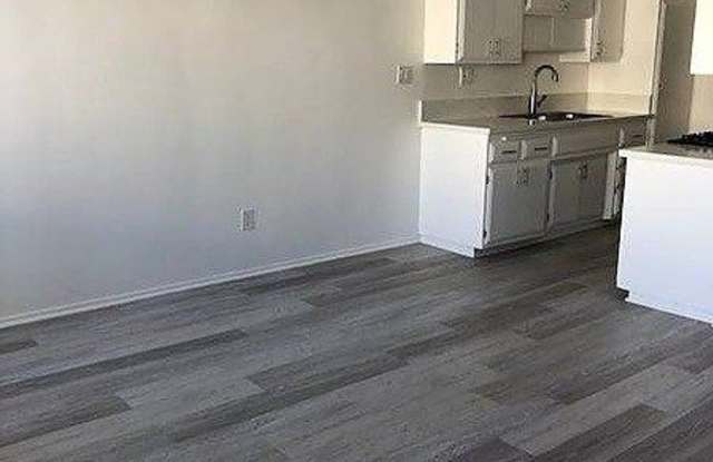 148 North Saint Andrews Place Gallery 4
