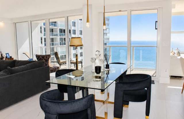 4300 North Ocean Boulevard Gallery 4