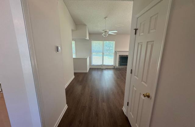 207 Kentwood Drive Gallery 2