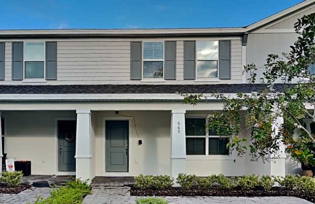 669 Belgrove St - 669 Belgrove Street, DeBary, FL 32713