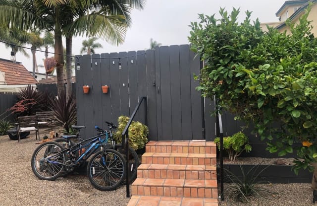 7419 1/2 Draper Ave. - 7419 1/2 Draper Ave, San Diego, CA 92037