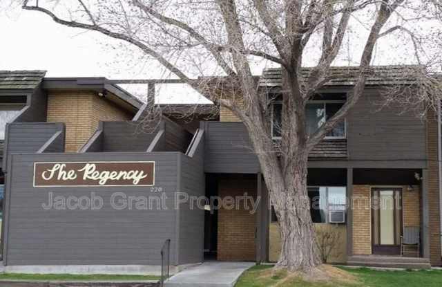 220 N Fanning photos photos