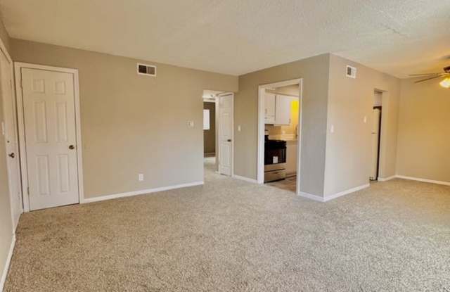 1904 N 77th st photos photos