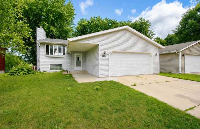 Updated 4br home with private backyard! photos photos