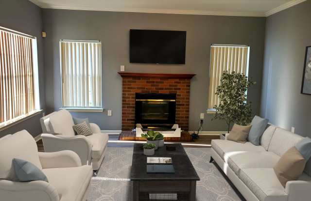 802 FALLS LAKE DRIVE Gallery 2