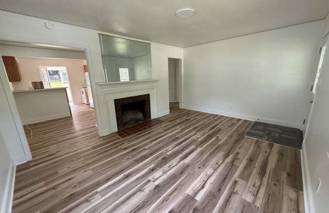 1302 Highland Avenue Gallery 3