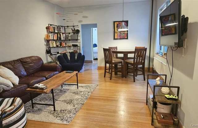82-16 34th Avenue Gallery 4