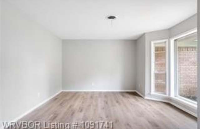 200 S 21st TER Gallery 4