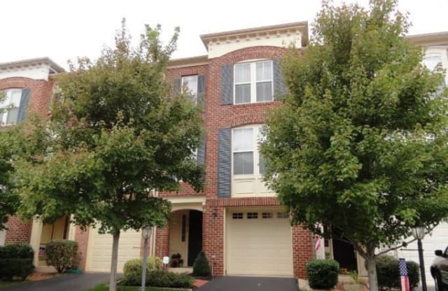 21433 FALLING ROCK TERRACE - 21433 Falling Rock Terrace, Broadlands, VA 20148
