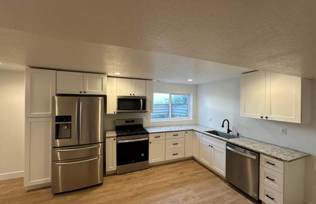 2906 S 1550 W photos photos