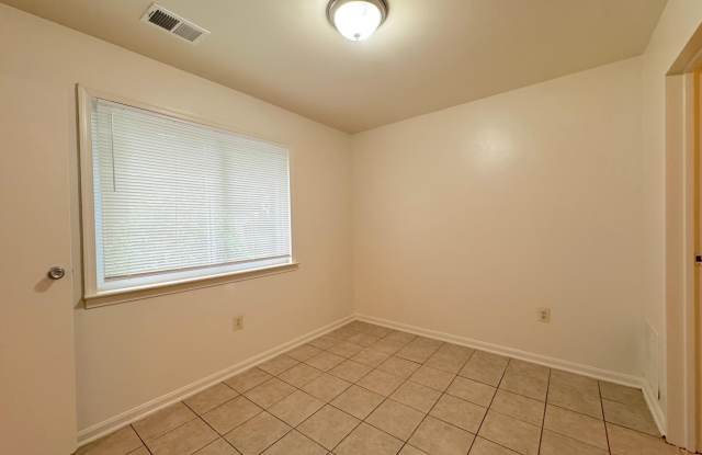 4657 LOGSDON Drive Gallery 4
